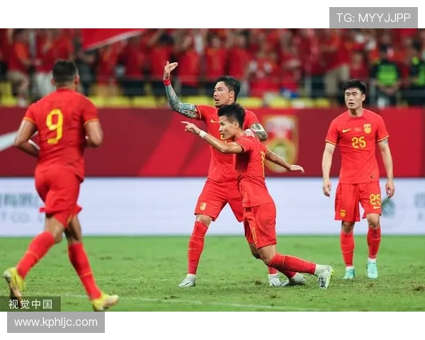 国足输澳两球震动客厅全家为看球意见不合情绪失控再度升温险酿大战