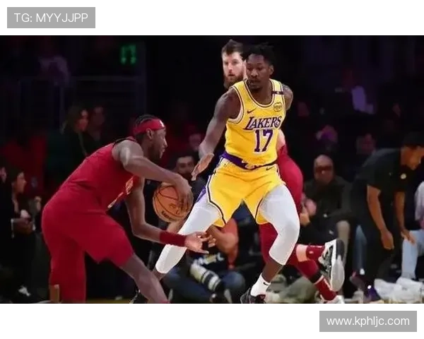 湖人险胜灰熊迎来3喜1忧 需警惕五小阵容防守隐患